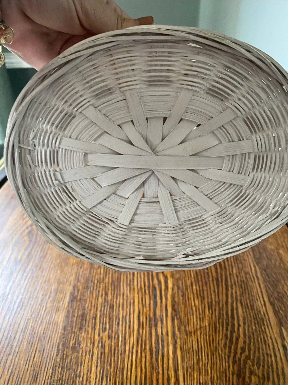 Vintage White Woven Wicker Basket Ceramic Handle Red Heart Tulip Design